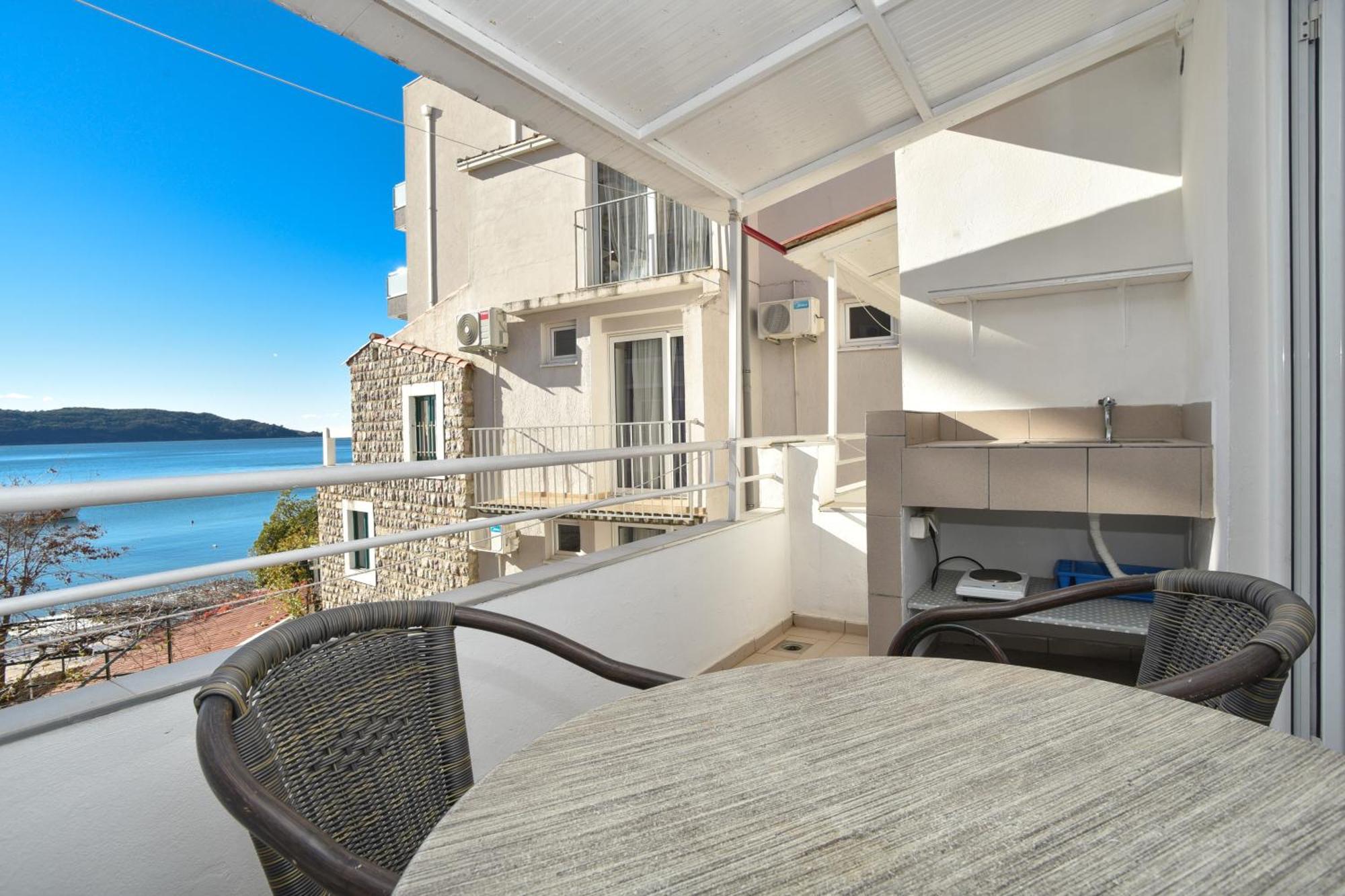 Apartments Milos Kaladjurdjevic Budva Bagian luar foto