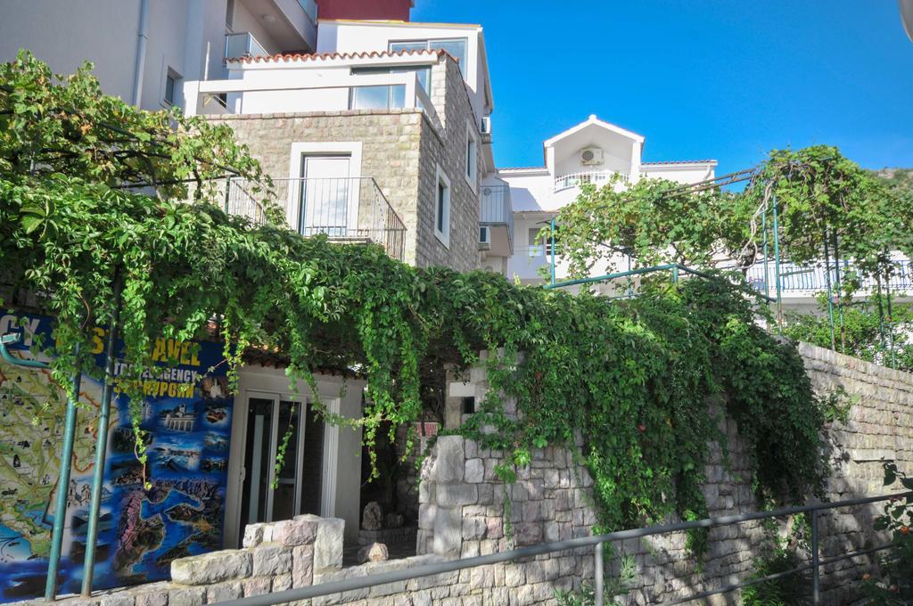 Apartments Milos Kaladjurdjevic Budva Bagian luar foto