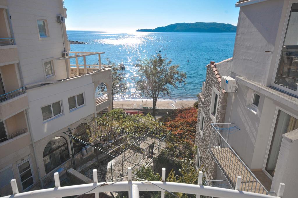 Apartments Milos Kaladjurdjevic Budva Bagian luar foto